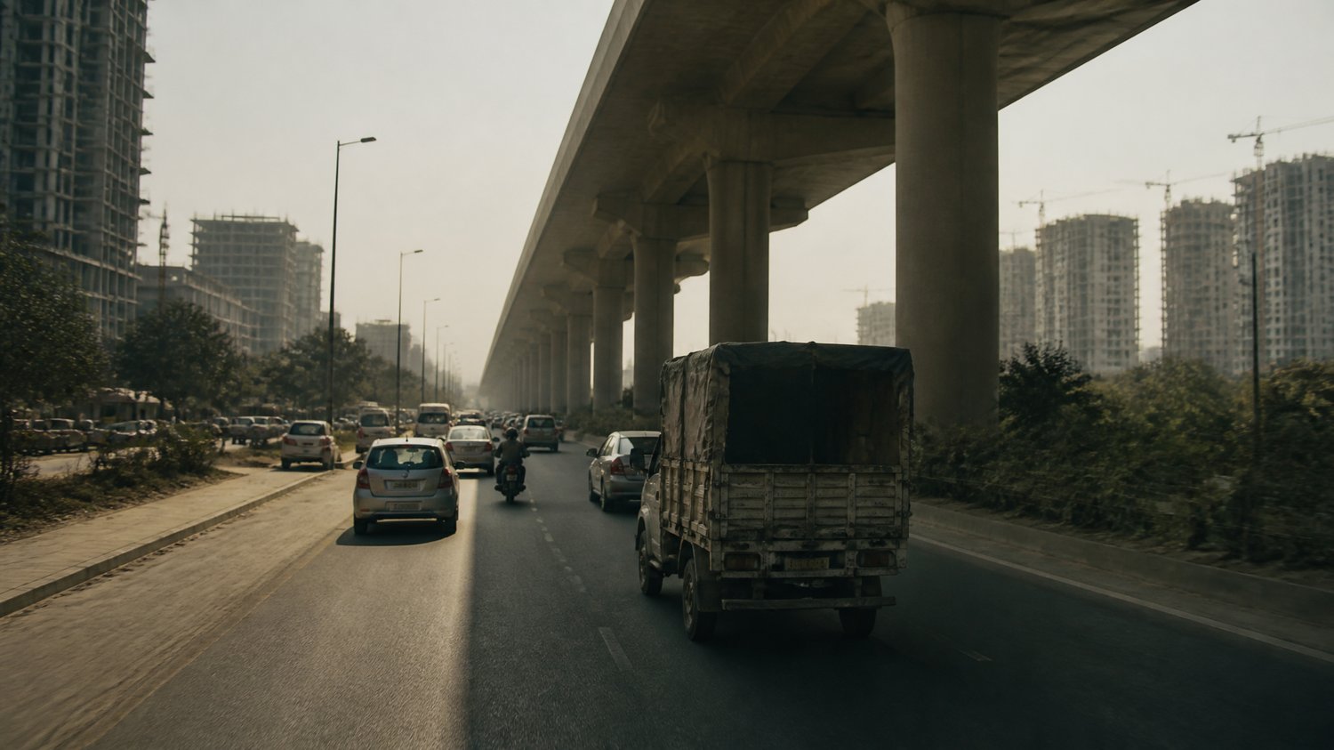 HUDA Metro, Gurgaon — Where the tempo carrying the killer’s glass jars was hijacked — premeditation made physical.